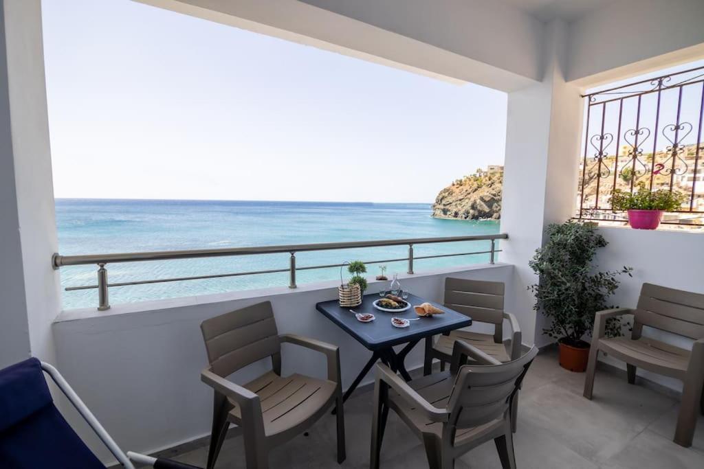 Ioannis Rooms Δωμάτια Με Θεα Στη Θαλασσα Paránimfoi Exteriör bild